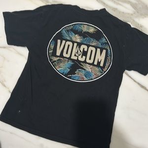 Boys, Volcom, black T-shirt from Hawaii. Size medium
